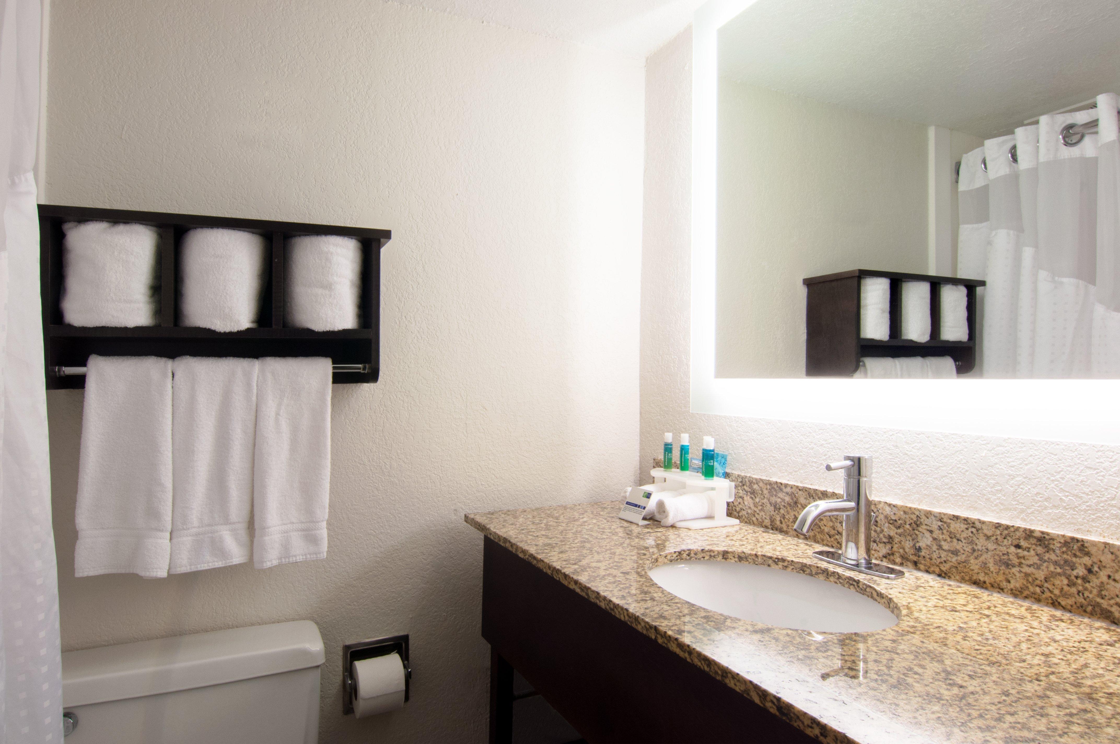 Holiday Inn Express & Suites Nashville-I-40 & I-24 Екстер'єр фото